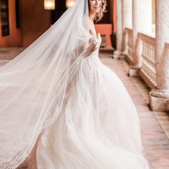 Designer Wedding Dress, Willowby by Watters Harmony (Sunset), Size 8 - Picture 11 of 13